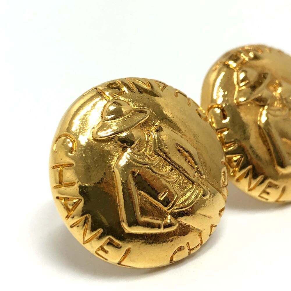 CHANEL Authentic Vintage Gold Earrings - Picture 2 of 12